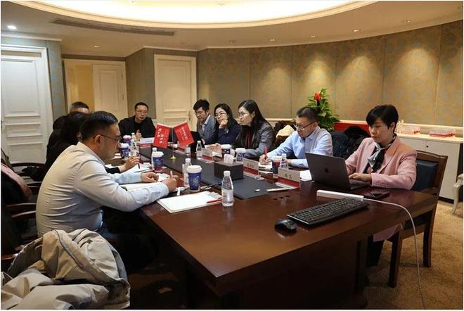 行業(yè)巨頭齊聚肥多多 濟南新頁新能源、浙江藍城雋源、上海文瀝共商電子商務(wù)平臺開發(fā)建設(shè)